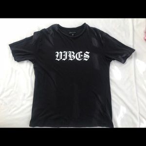 Kendall&Kylie VIBES t-shirt